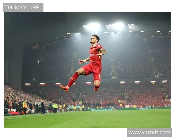 足球明星与女生的完美瞬间展现青春活力与运动魅力的精彩图片合集 足球明星与女生的完美瞬间展现青春活力与运动魅力的精彩图片合集